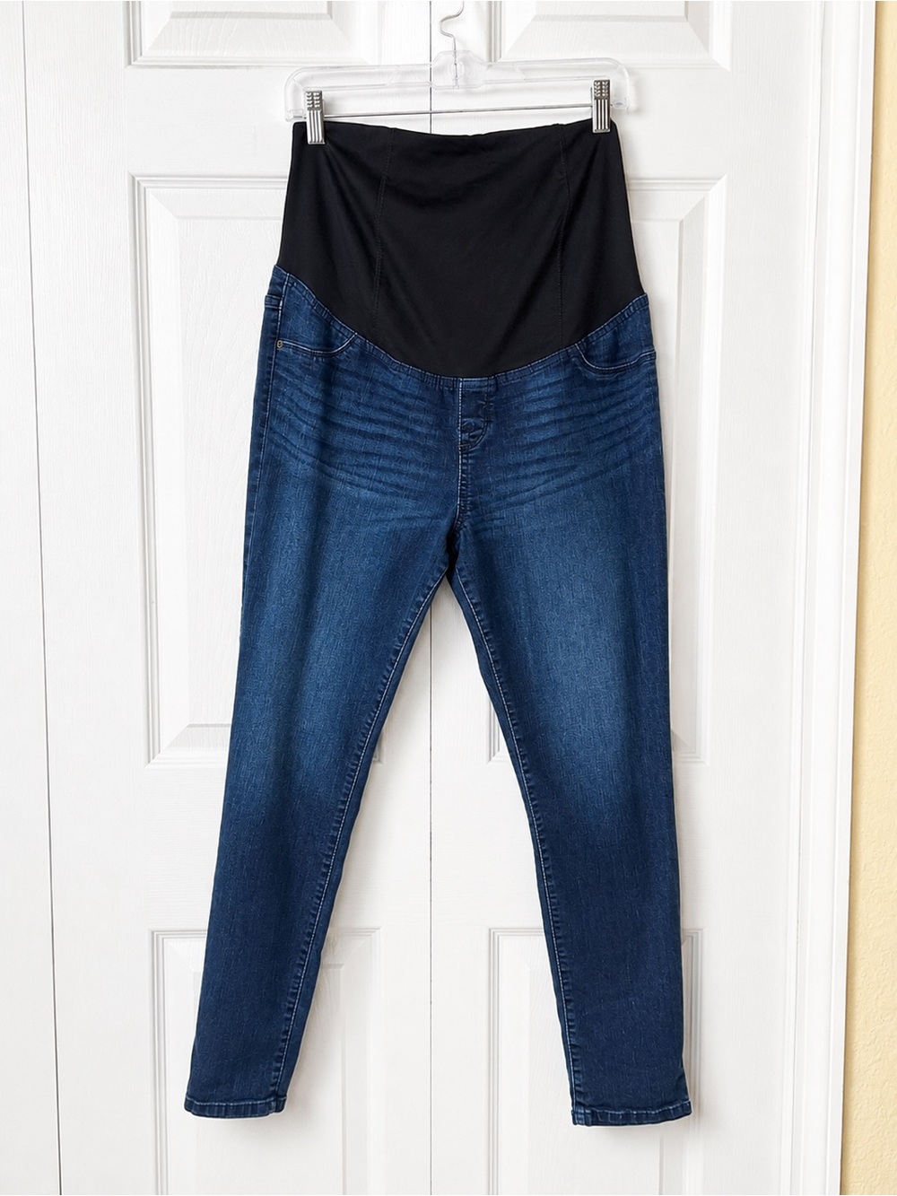 Isabel Maternity by Ingrid & Isabel Skinny Jeans Size 12 Dark Wash Full Panel
